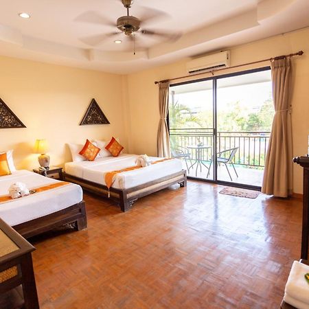 Chang Charlie Inn, Boutique Jomtien Beach Exterior photo