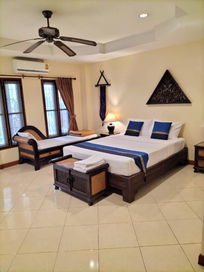 Chang Charlie Inn, Boutique Jomtien Beach Exterior photo