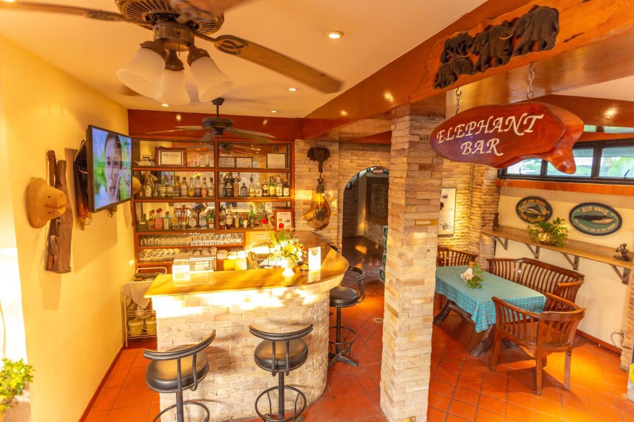 Chang Charlie Inn, Boutique Jomtien Beach Exterior photo