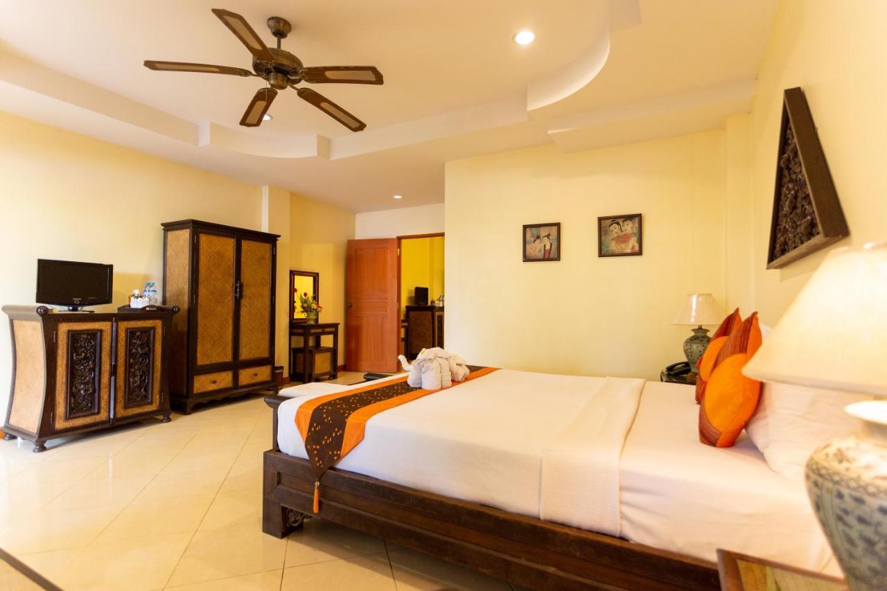 Chang Charlie Inn, Boutique Jomtien Beach Exterior photo